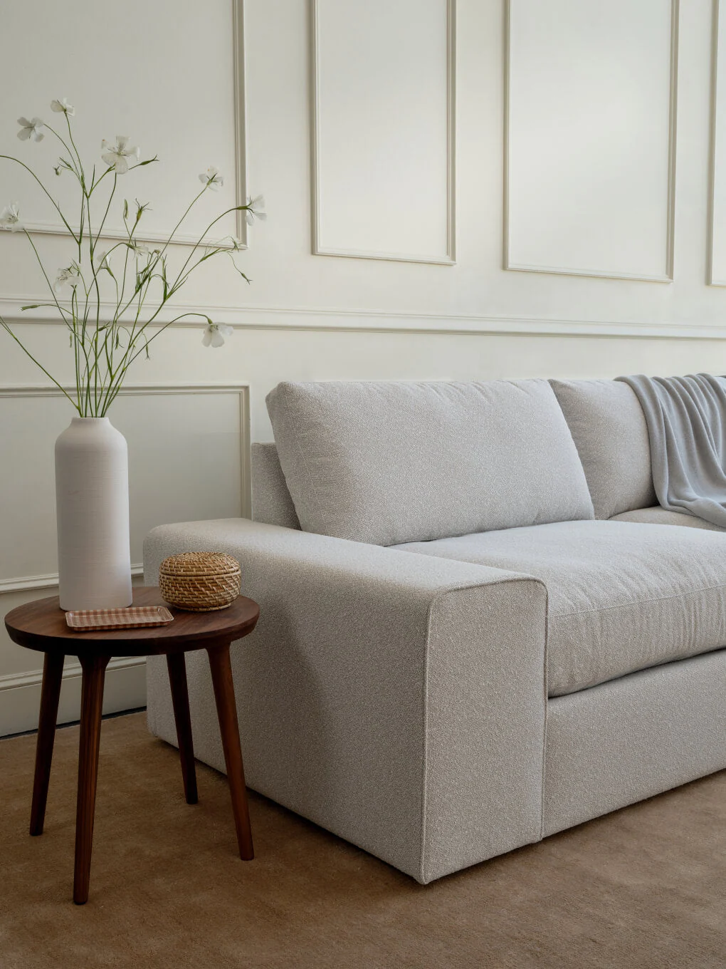 Blumen U Sectional in Natural Latex - Image 4
