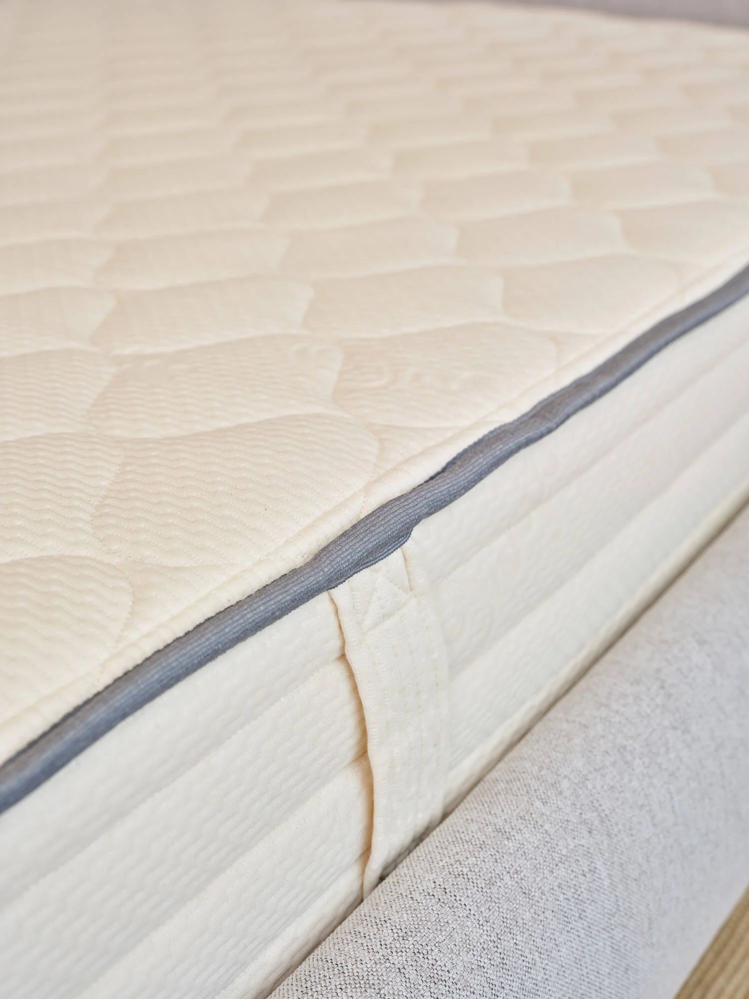 Medley Organic Natural Latex Mattress - Image 4