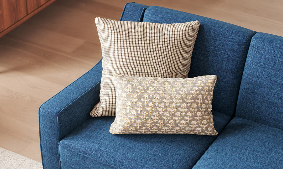 Zavis Sofa in Natural Latex - Image 11